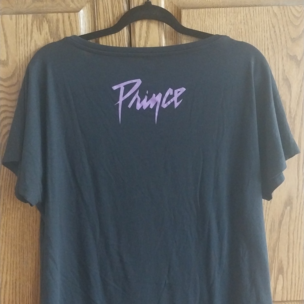 Prince Symbol Unisex Short Sleeve T-shirt Large Black Purple Round Neck Y2K - Picture 7 of 7